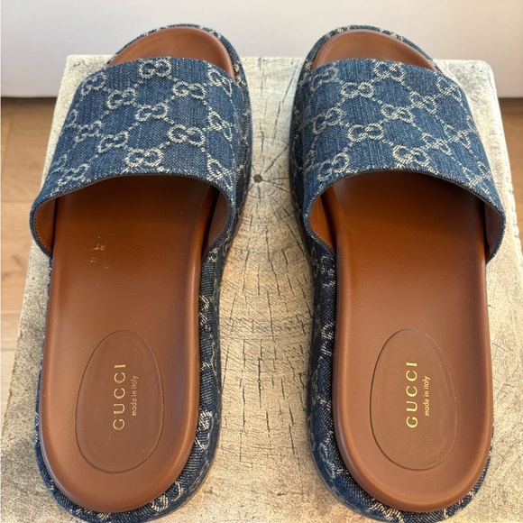 Gucci Denim GG Jacquard Slide Sandals - Blue and Brown - Picture 3 of 5